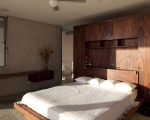 1283264204-20-spg-master-bed-detail